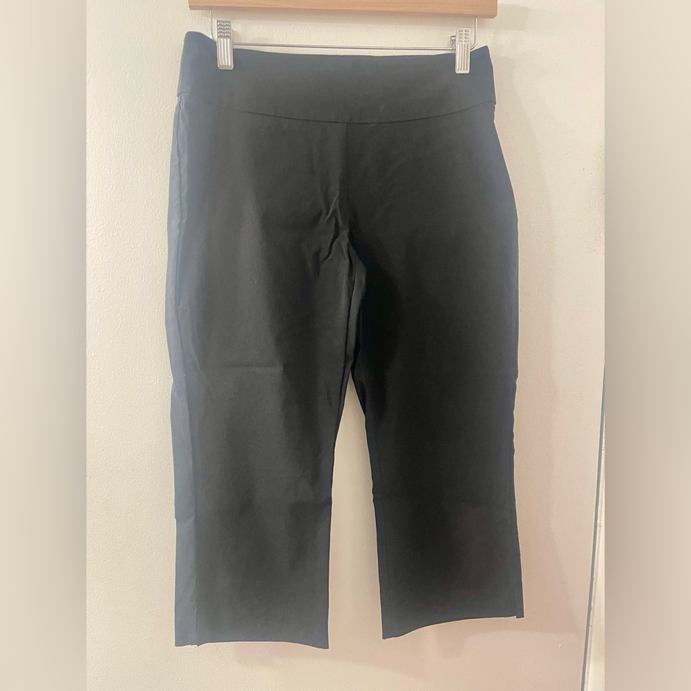 Ricki's Black Stretch Capri Pant